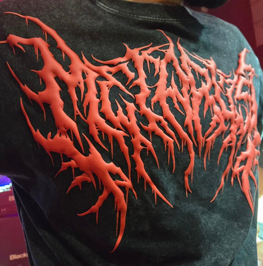 PREORDER: METARUST DISTRESSED RAISED RED tee